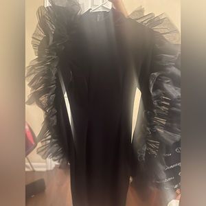 Fashion show stopping dress! Only worn one time!!